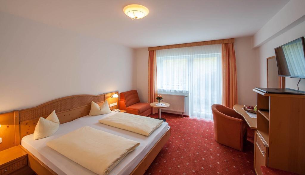 Hotel Juchhof Lermoos Exterior photo